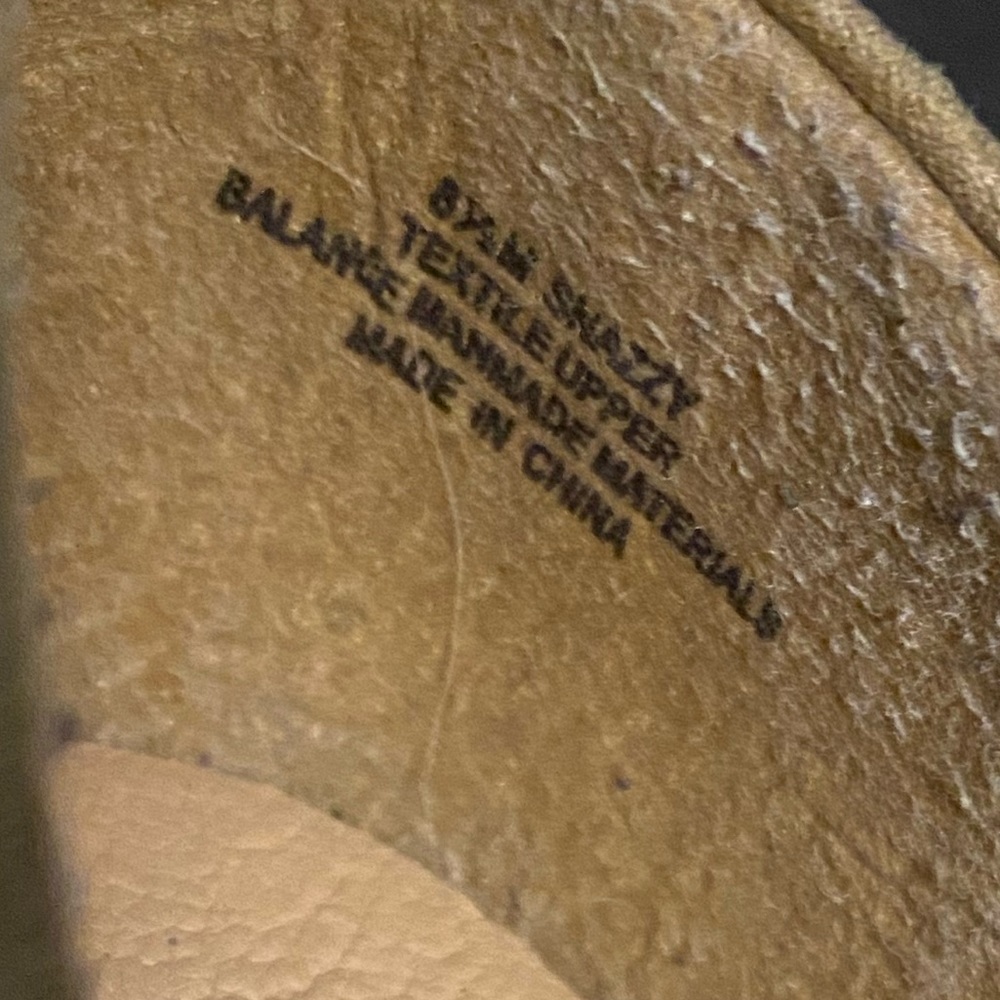 AXXIOM Tassle Loafers, Tan, 8.5 - Picture 7 of 7